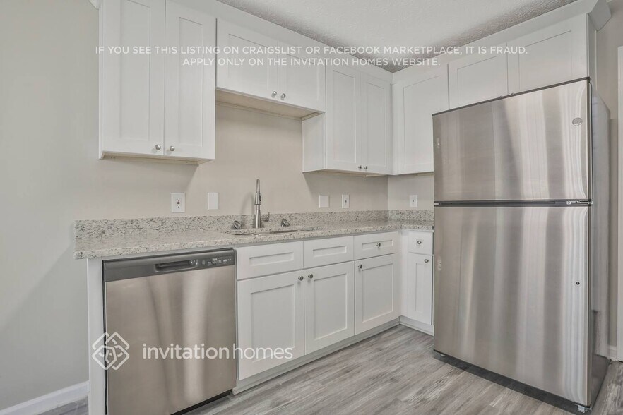 Building Photo - 389 Grove Hill Dr
