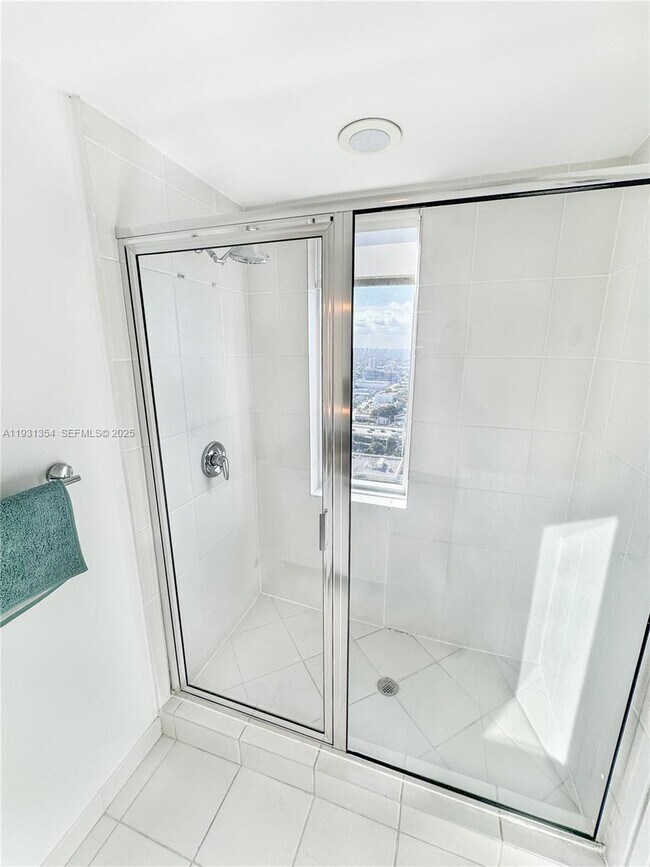 Building Photo - 185 SW 7th St