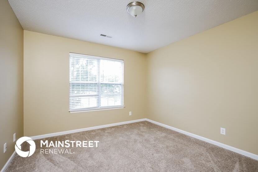 Building Photo - 4622 Mallard Creek Dr
