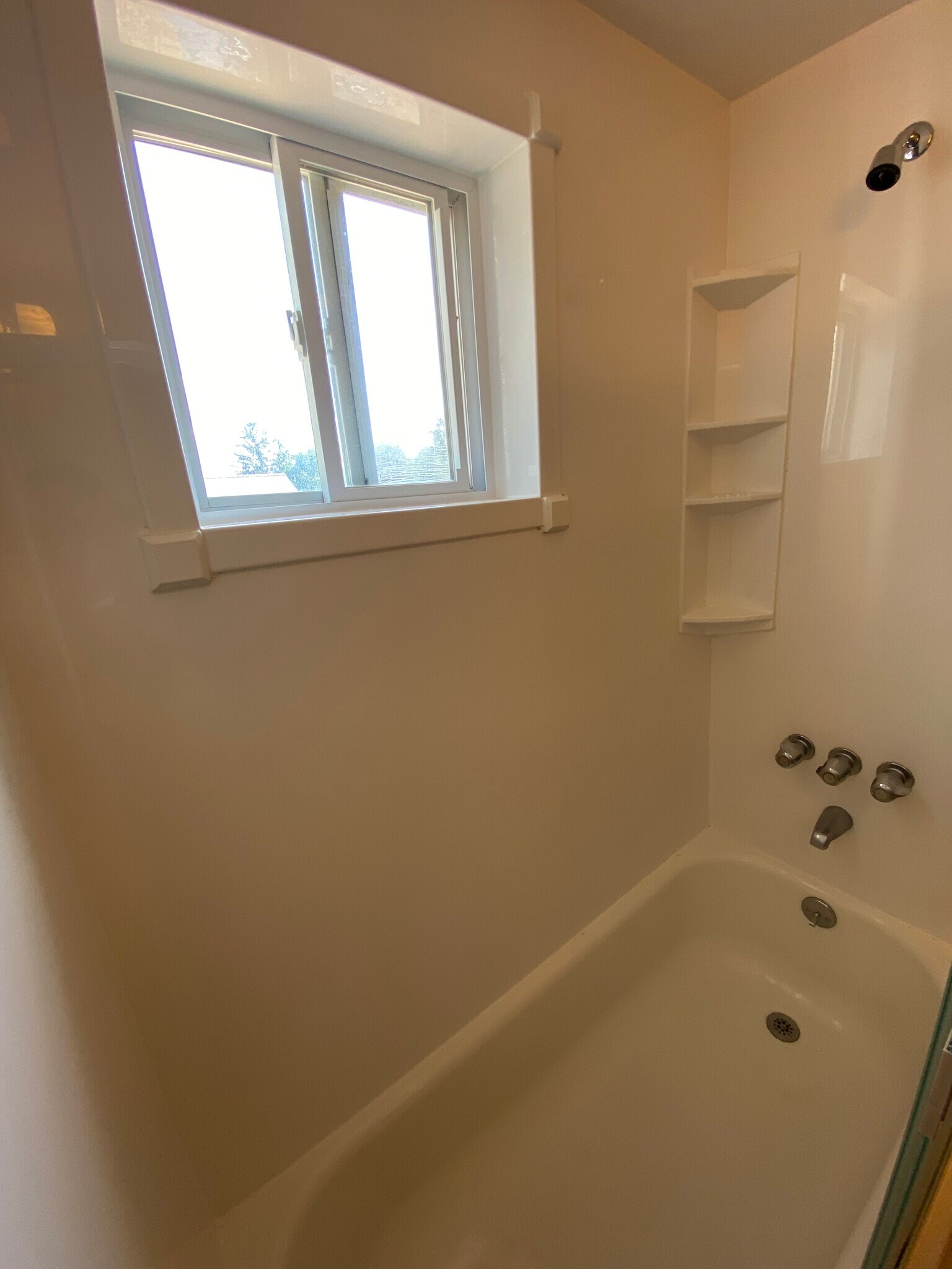 Building Photo - 261 Main St