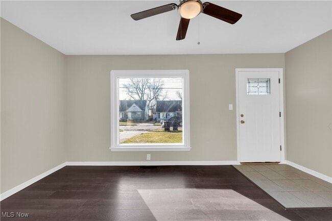 Building Photo - 18804 Rockland Ave