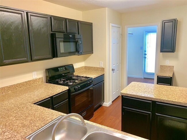 Building Photo - 15535 Kiplands Bend Dr