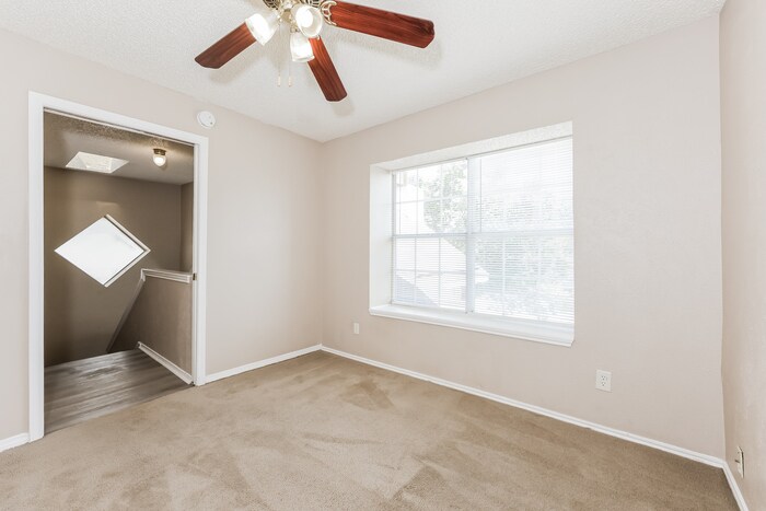 Building Photo - 804 Lovingham Dr