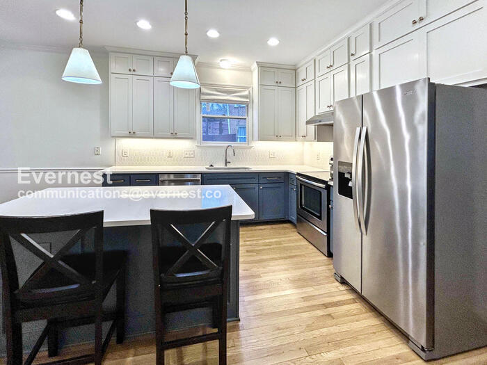 Building Photo - 1420 Calloway Ct