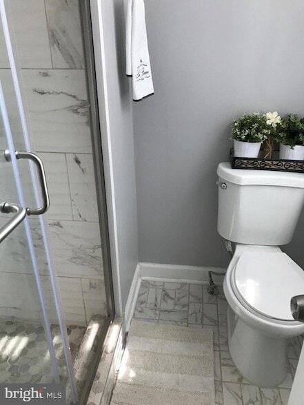 Building Photo - 1929 Gough St