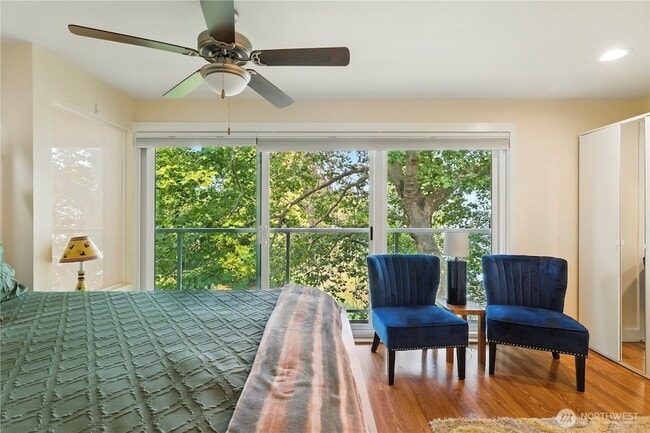 Building Photo - 1810 43rd Ave E