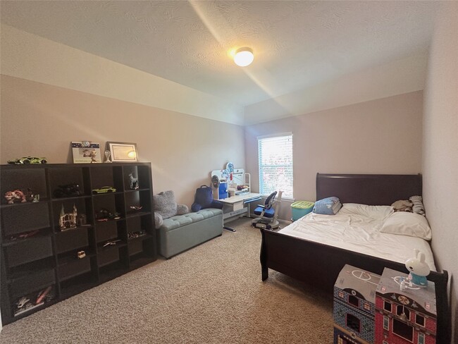Building Photo - 24503 Carlton Springs Ln