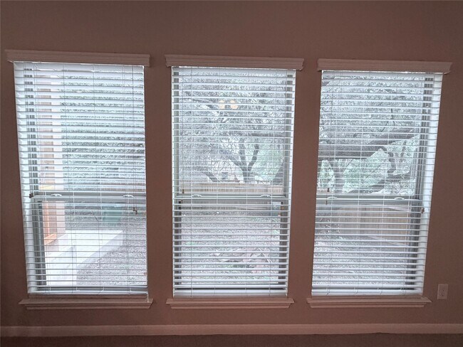 Building Photo - 7315 Eagle Hills