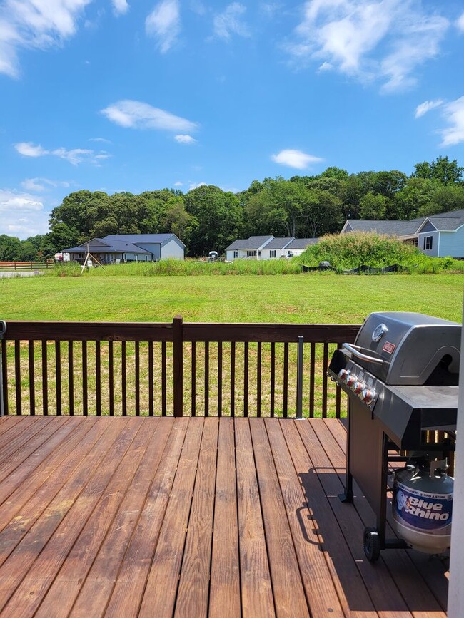 Building Photo - 3 bedroom home in Lincolnton