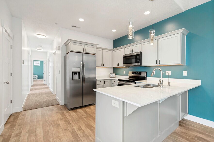 Building Photo - 12992 S Tortola Dr