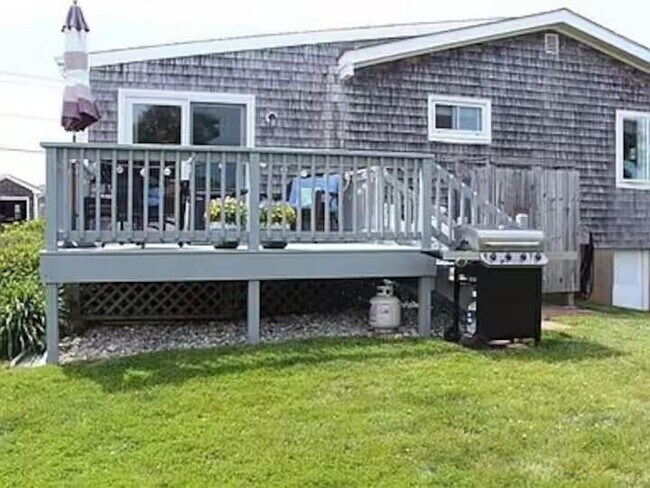 Building Photo - 10 Stanton Ave