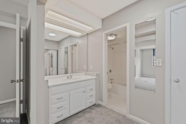 Building Photo - 5501 Seminary Rd