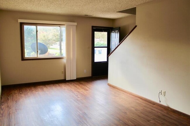 Building Photo - 1408 E 27th Ave