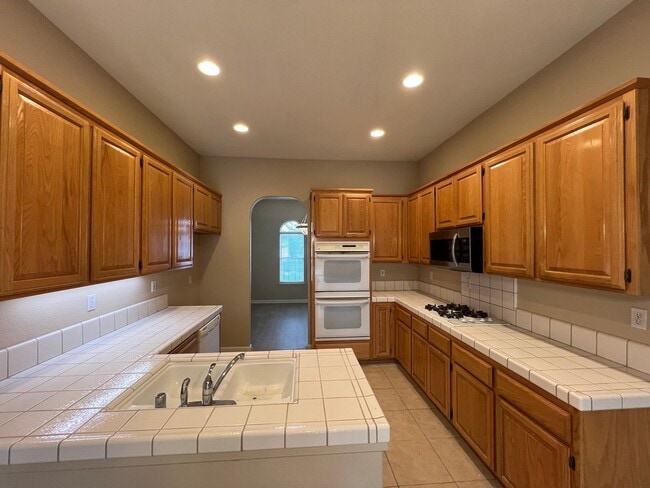 Building Photo - Charming Home Located in the Heart of Folsom