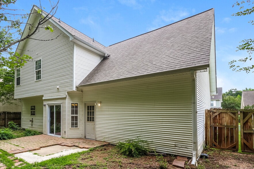 Building Photo - 252 Prescott Ct