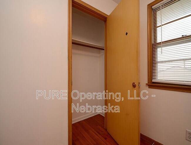 Building Photo - 3333 S 82nd St