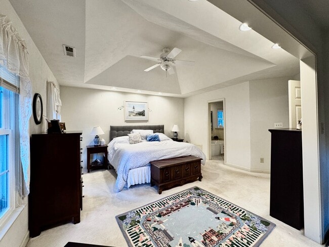 Building Photo - Be Home For The Holidays! Fabulous 4-Bedroom Home w/2-Car Attached Garage! Pet Friendly - Screene...