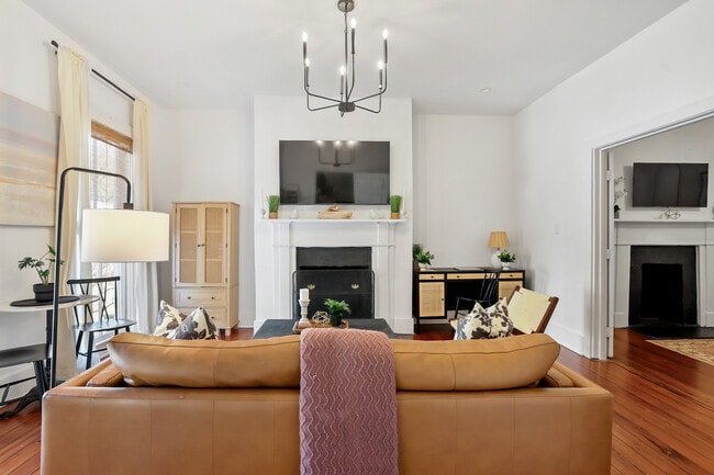 Building Photo - 505 E Mc Donough St