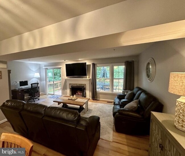 Building Photo - 5339 Tarkington Pl