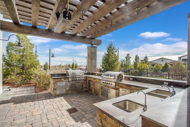 Building Photo - 8925 Grabill Spruce St