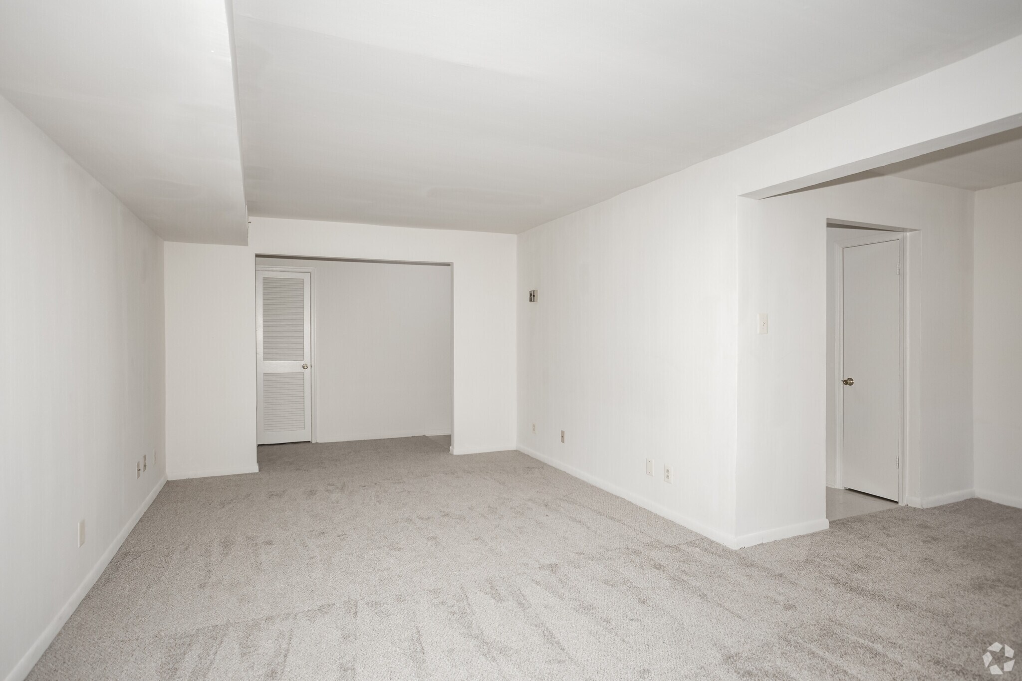 Parliaments 7409 Eastmoreland Rd Annandale VA 22003 Apartment Finder