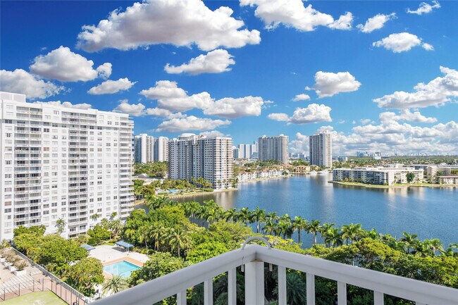 Building Photo - 2801 NE 183rd St