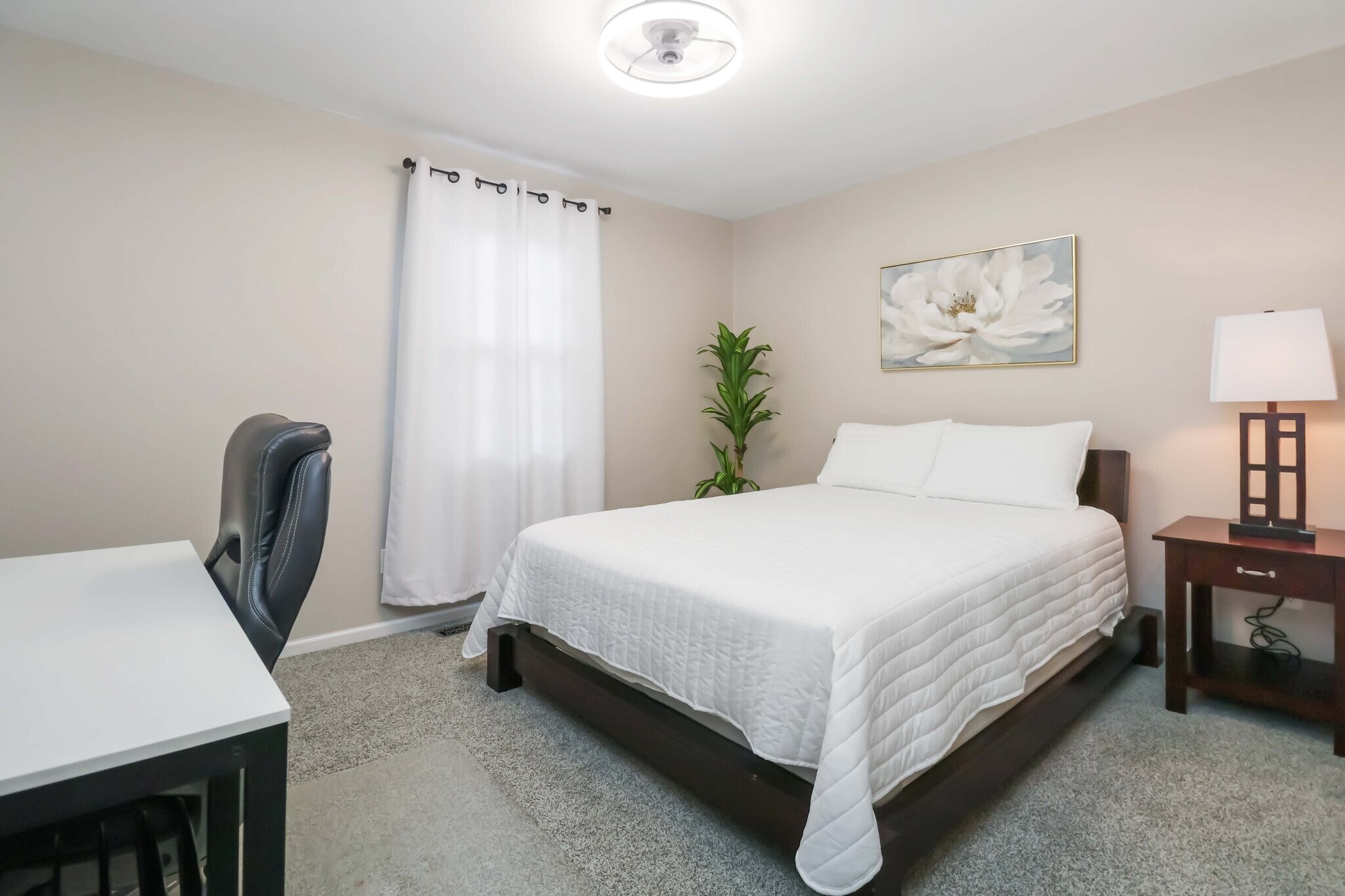 Building Photo - 105 Rhum Pl