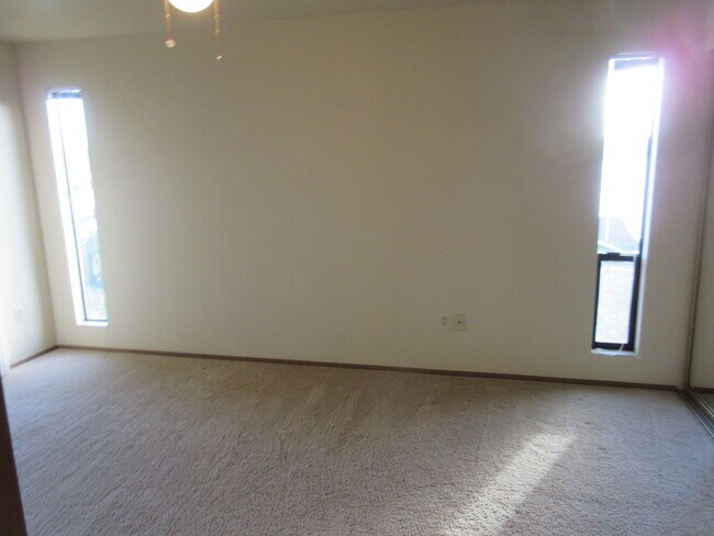 Building Photo - Water view 4 plex close to Silverdale and ...