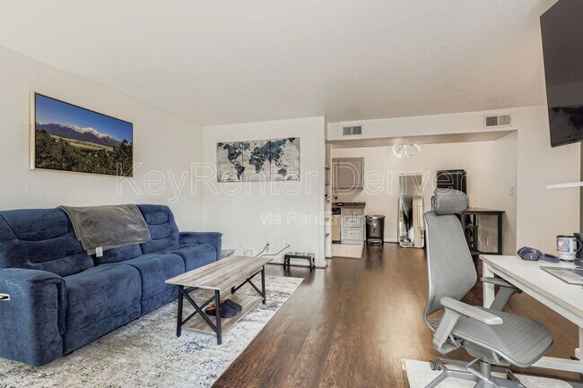 Building Photo - 5300 Cherry Creek S Dr