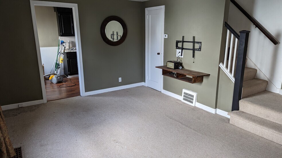 Living Room - 73 Virginia Rd