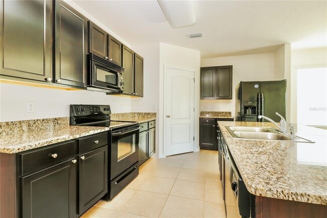 Building Photo - 4104 Bramblewood Loop