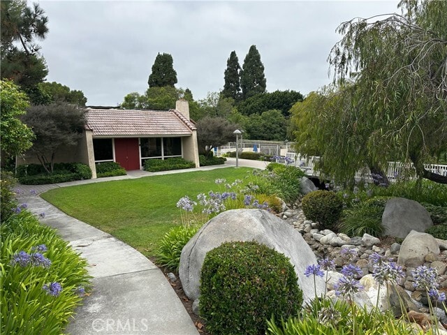 Building Photo - 18598 Creek