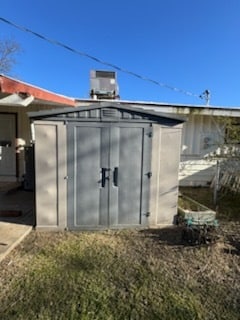 Building Photo - 325 Crestview Way