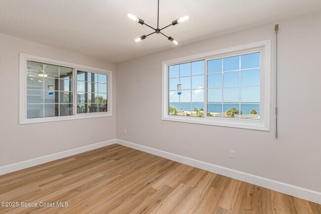 Building Photo - 115 Indian River Dr