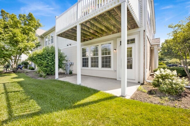 Building Photo - 1574 Millbrook Dr