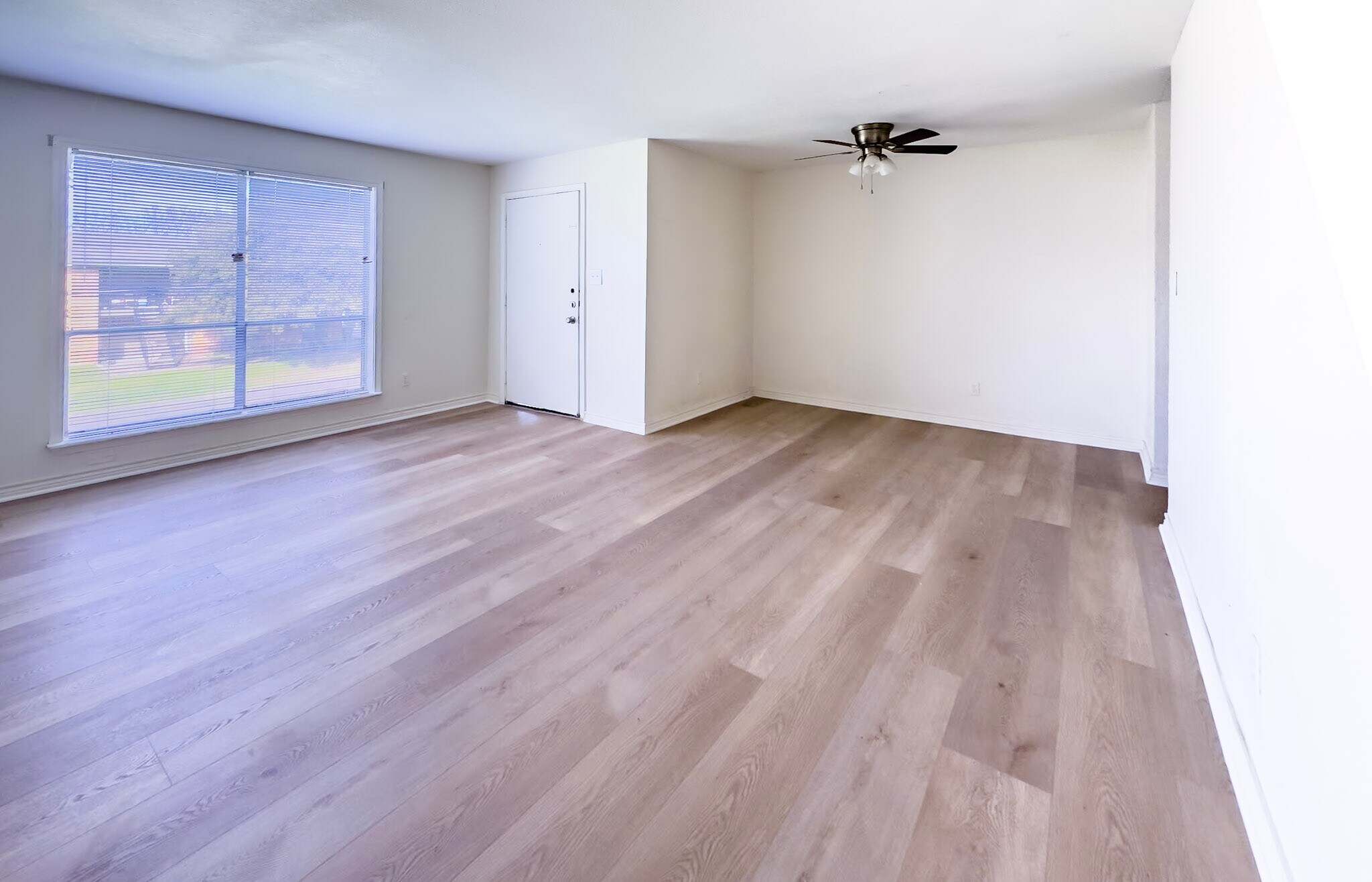 living Room - 200 Uhland Rd