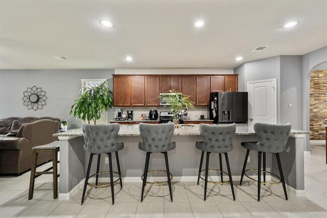 Building Photo - 24335 Kee Cresta Ct
