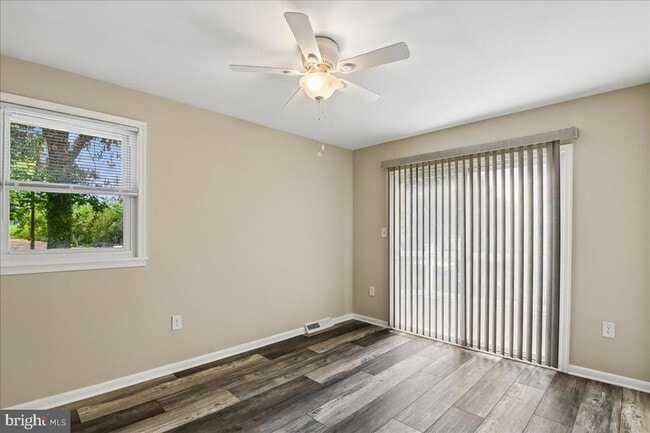 Building Photo - 7660 Turnbrook Dr