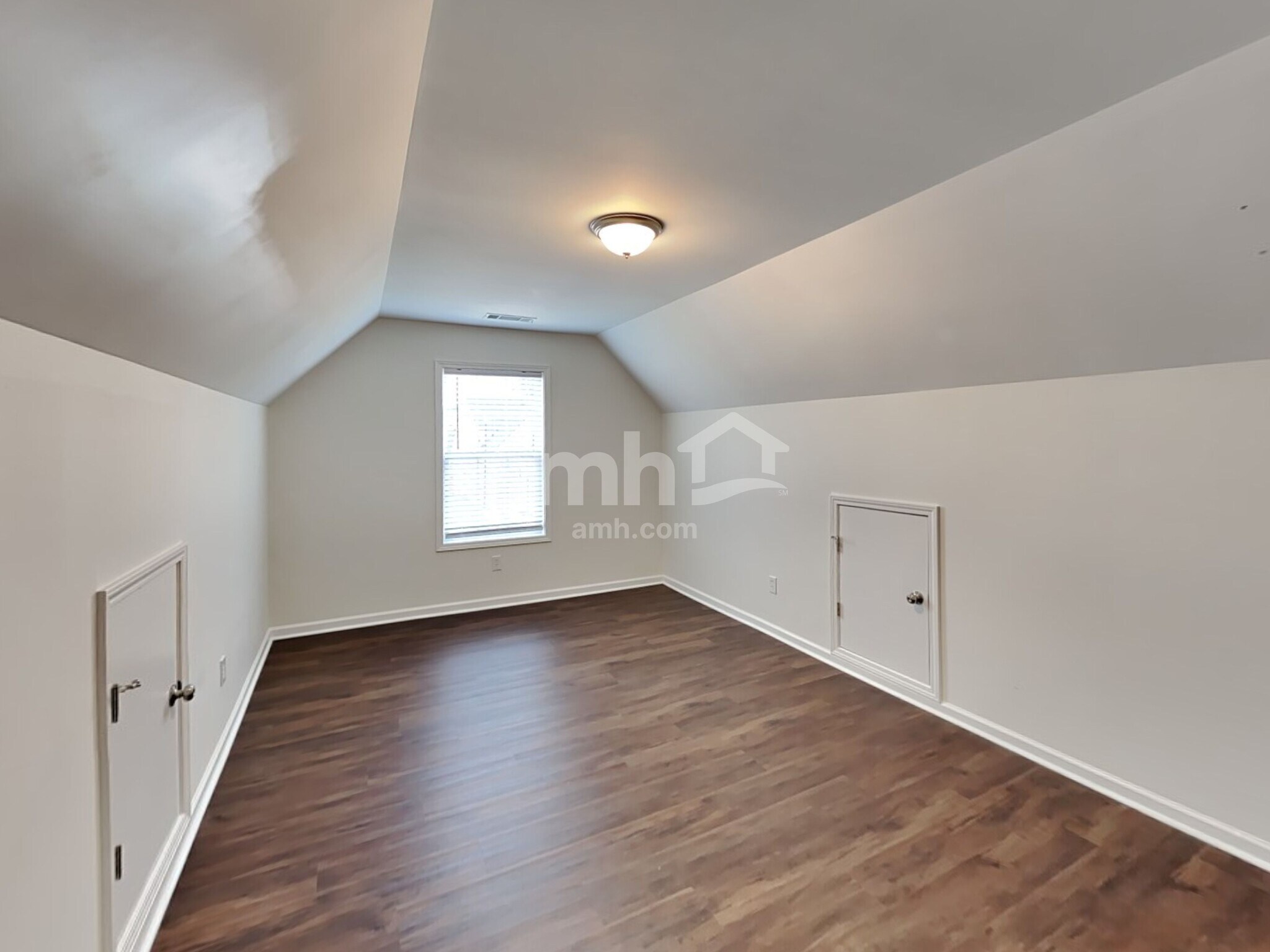 Building Photo - 280 Hawken Trail