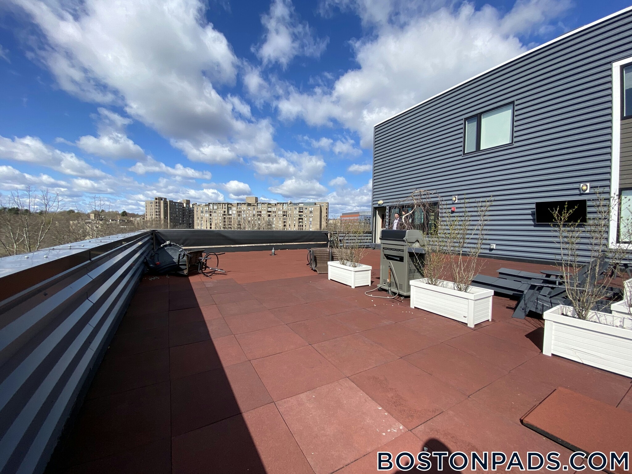 Building Photo - 35 S Huntington Ave