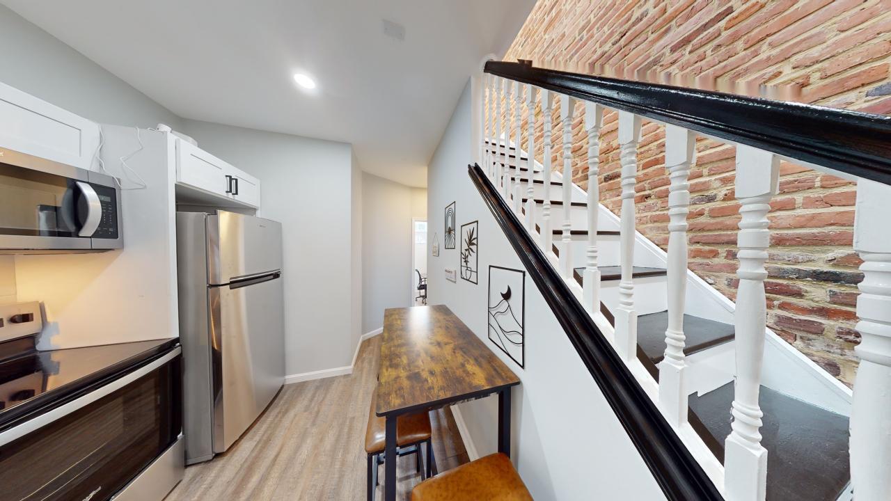 Building Photo - 2407 Jefferson St