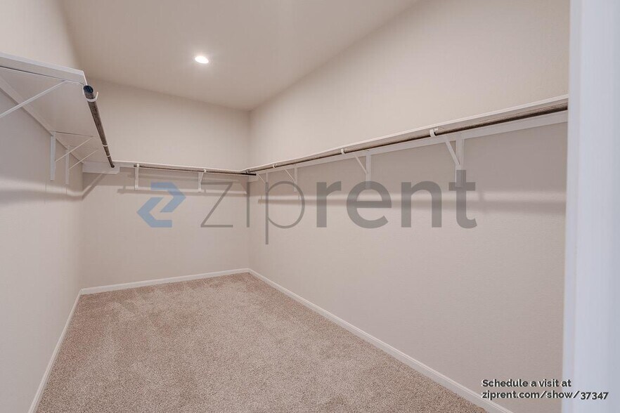 Building Photo - 27939 Parkside Creek Dr