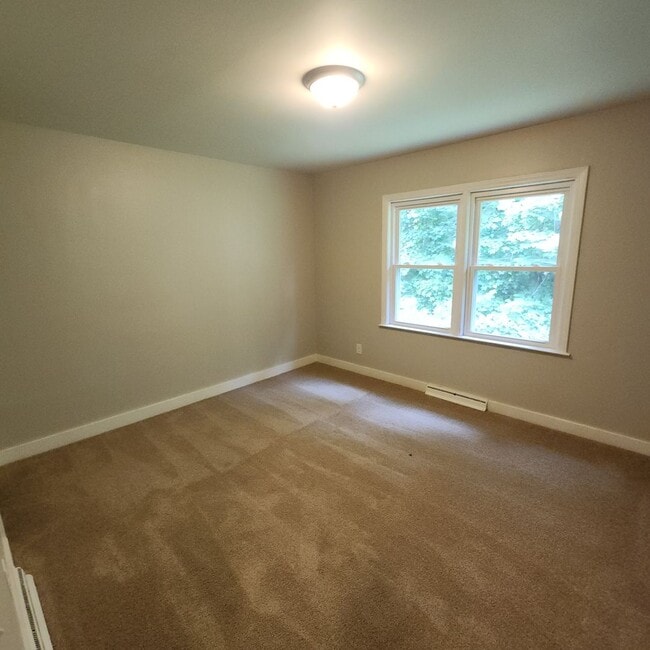Building Photo - Remodeled Brick Rancher in between Kerners...