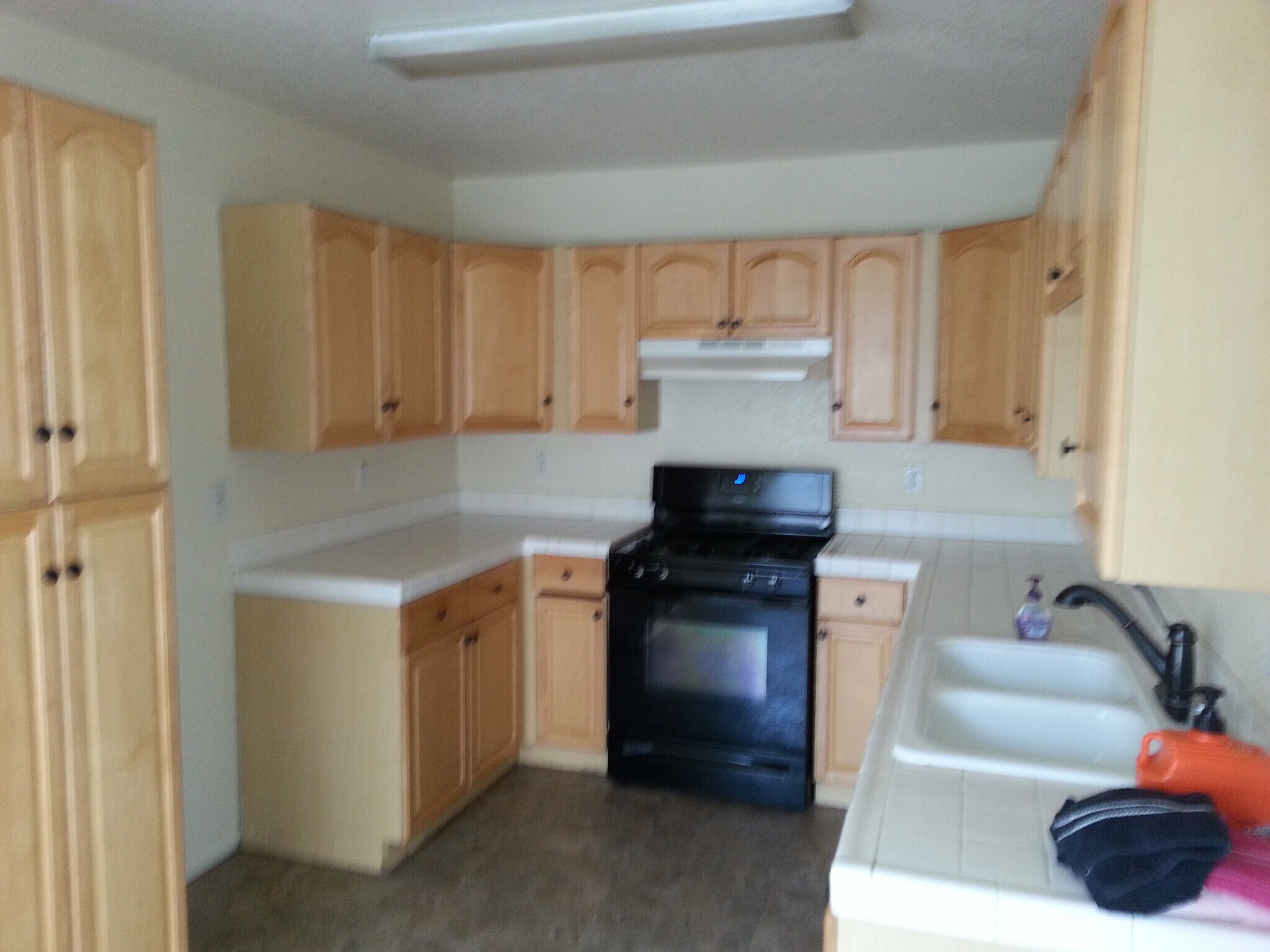 Kitchen - 520 N Cambridge St