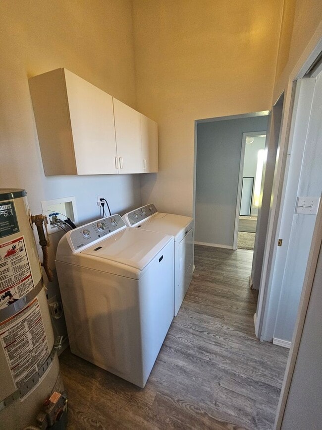 Building Photo - Beautiful, spacious single-family home