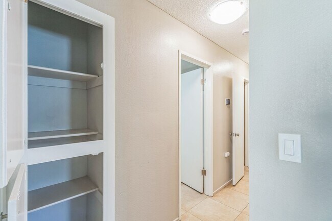 Building Photo - 31635 Avenida Maravilla