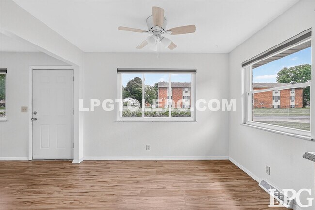 Building Photo - 1818 Christian Ave