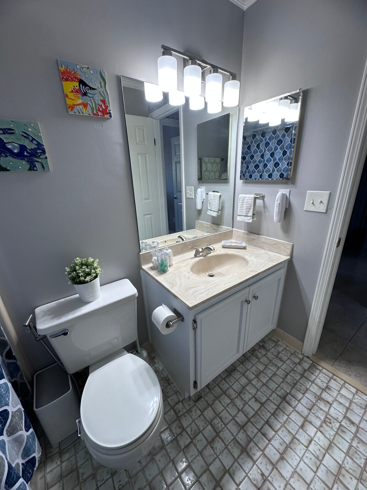 Building Photo - 2371 Kirkwall St