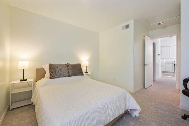 Building Photo - $500 OFF If Move In By March 20th Special ...