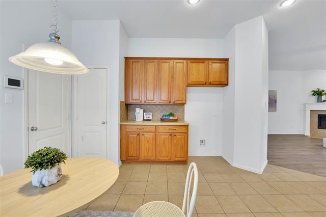 Building Photo - 2309 Trickling Creek Dr